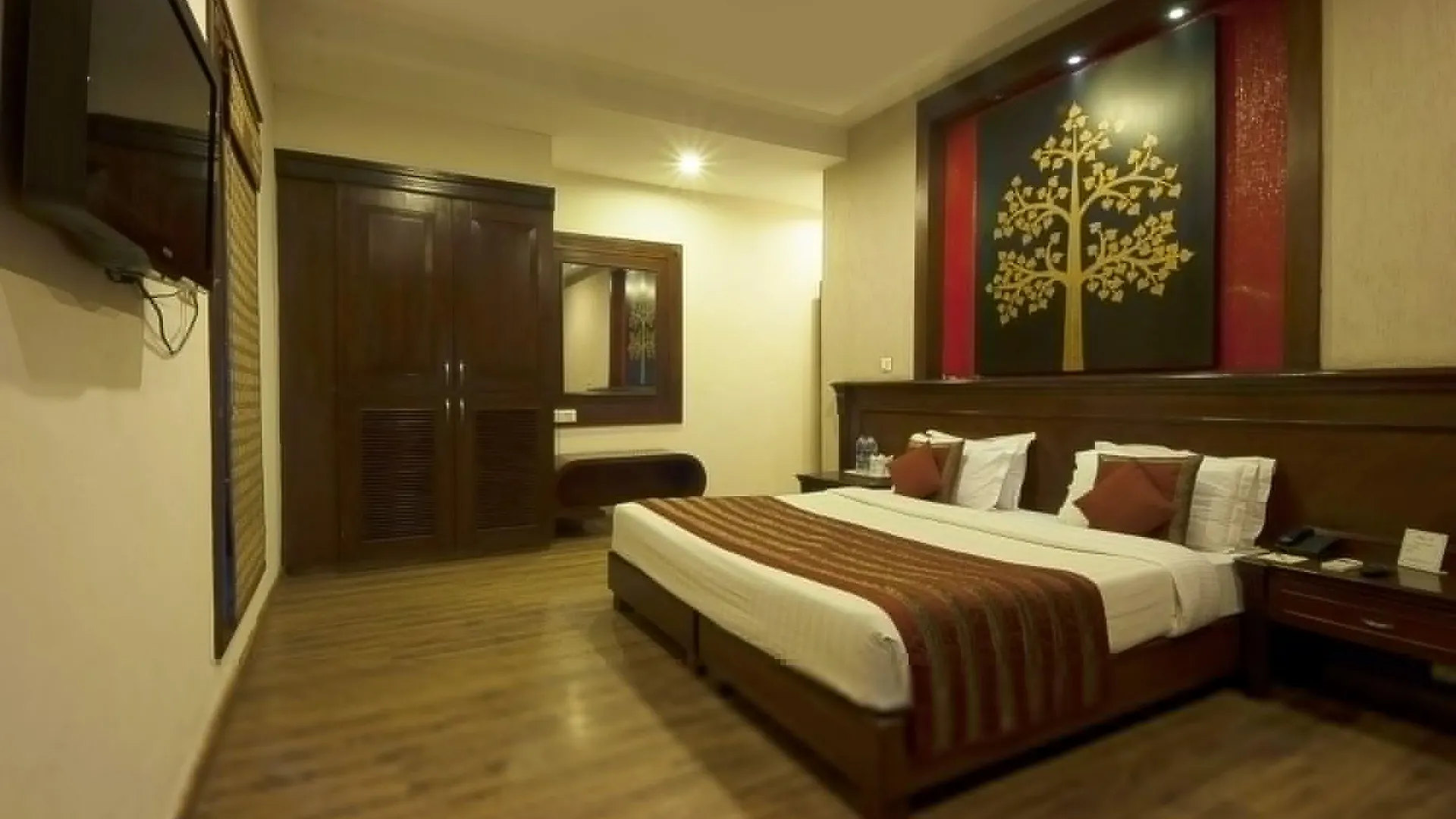 Siris 18 Hotel Gurgaon