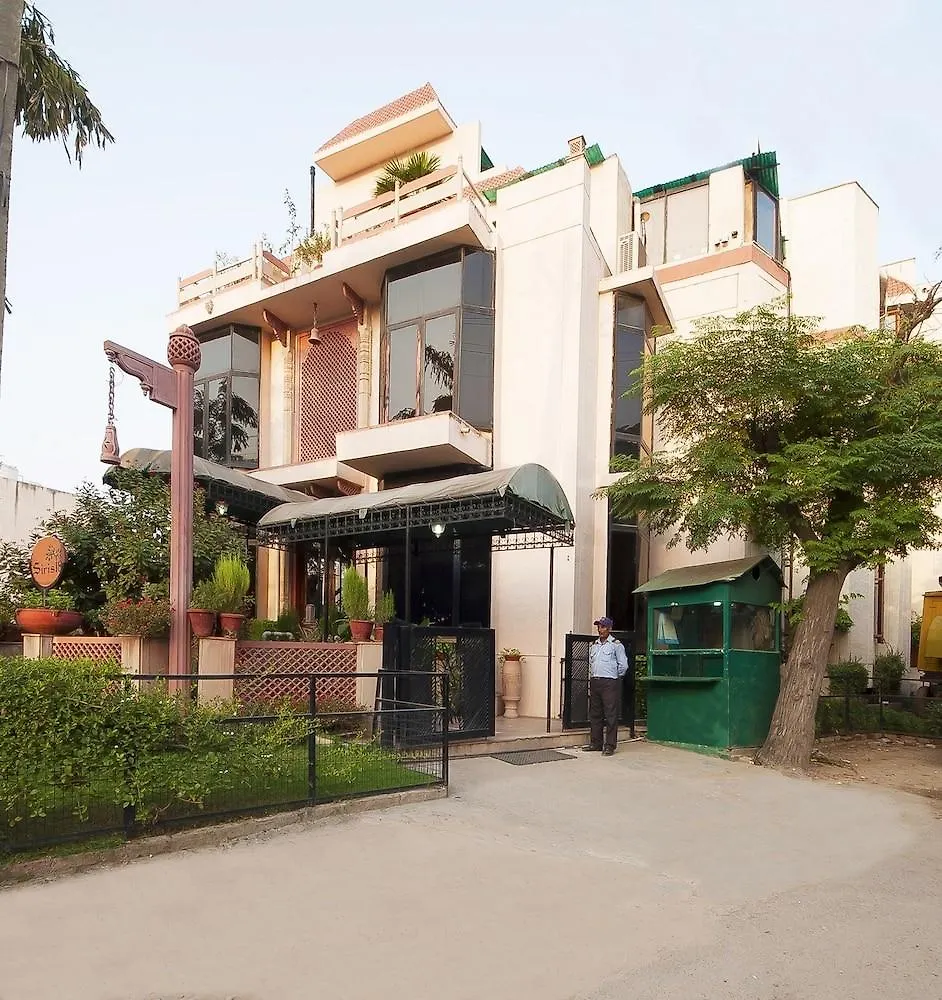 ***  Siris 18 Hotel Gurgaon India